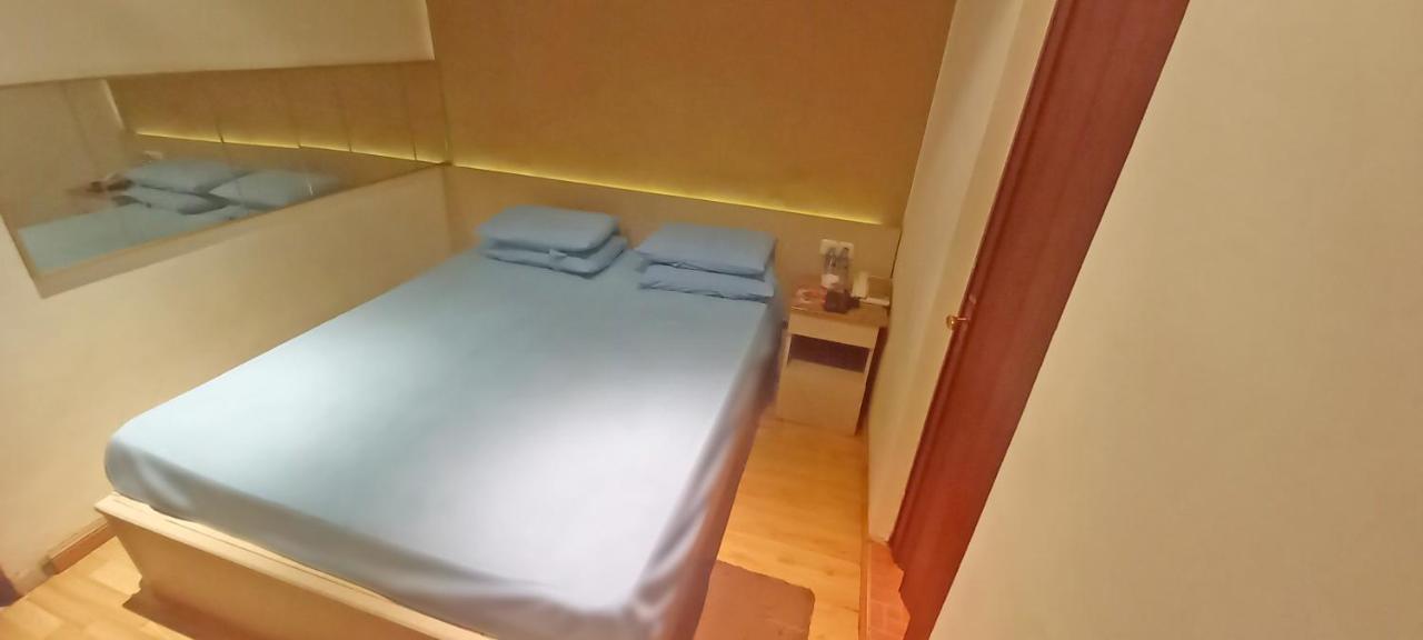 Hotel Aruni Ancol Giacarta Esterno foto